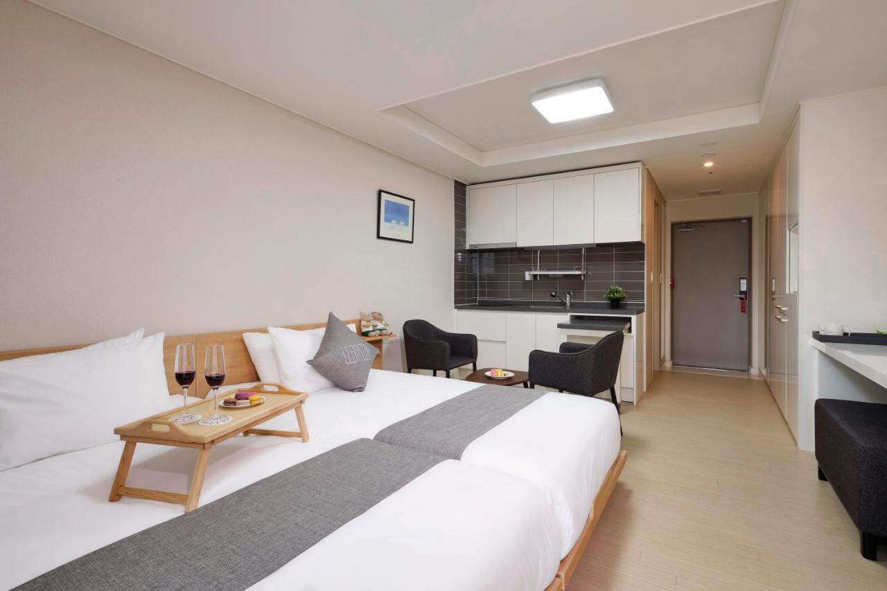 Geoje Leein Stay Hotel מראה חיצוני תמונה