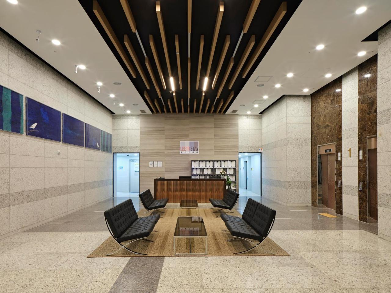 Geoje Leein Stay Hotel מראה חיצוני תמונה