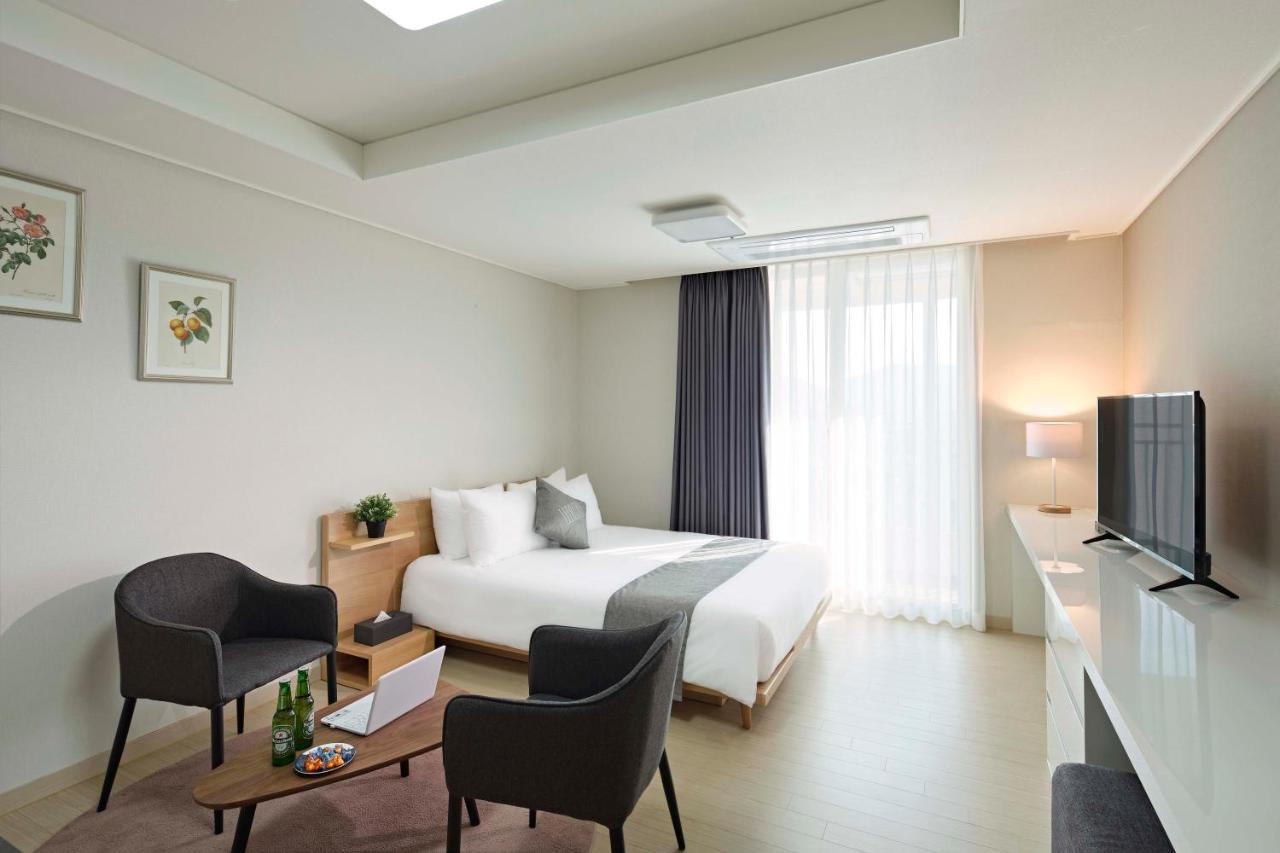Geoje Leein Stay Hotel מראה חיצוני תמונה