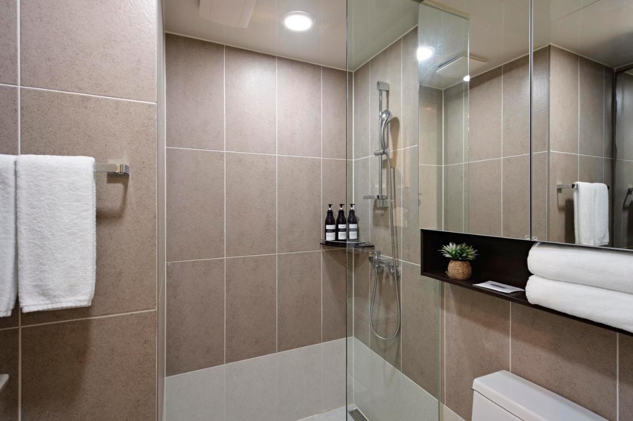 Geoje Leein Stay Hotel מראה חיצוני תמונה